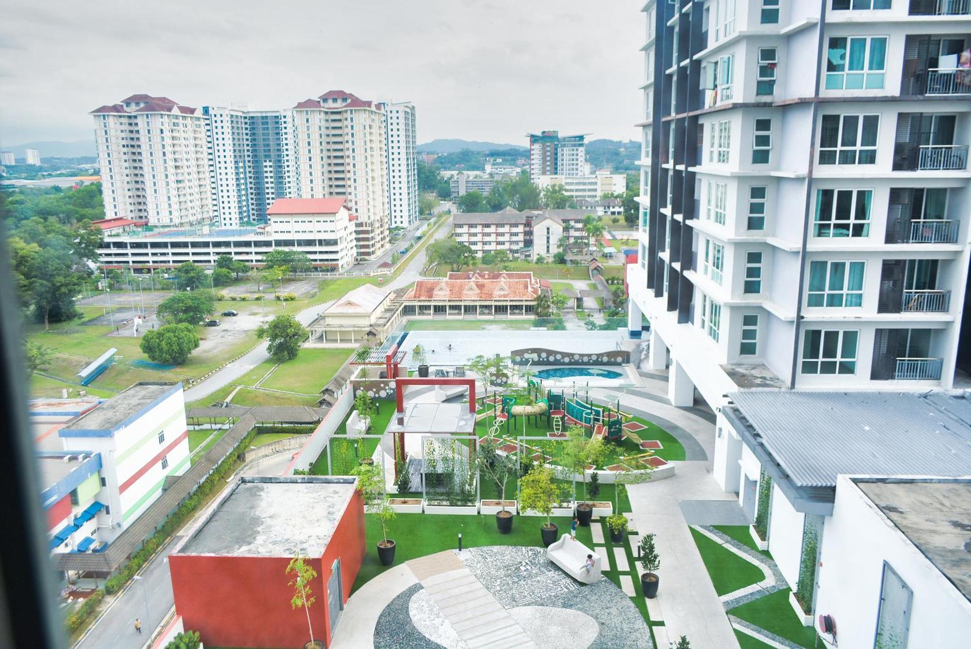 Azfa Suite13 At De Centrum Putrajaya-Bangi Kajang Kültér fotó